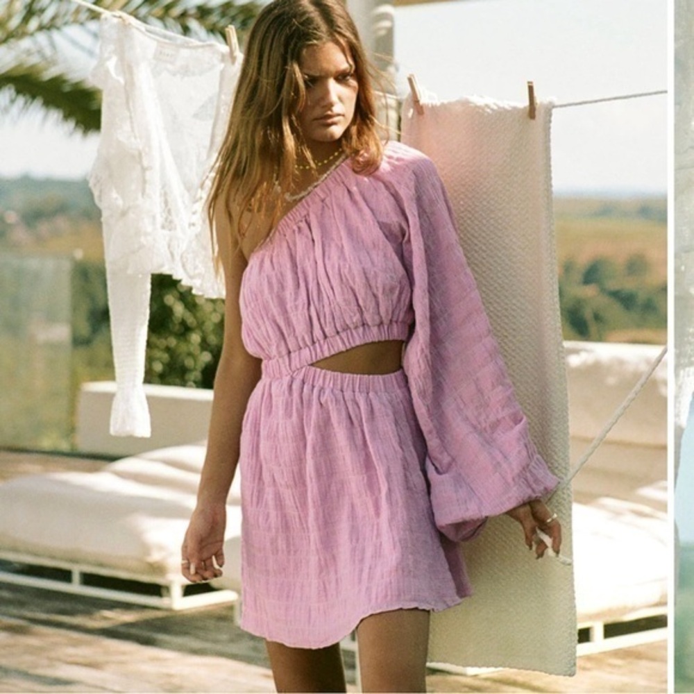 Sabo Gabi mini dress 1 shoulder 1 long sleeve cutout waist light purple